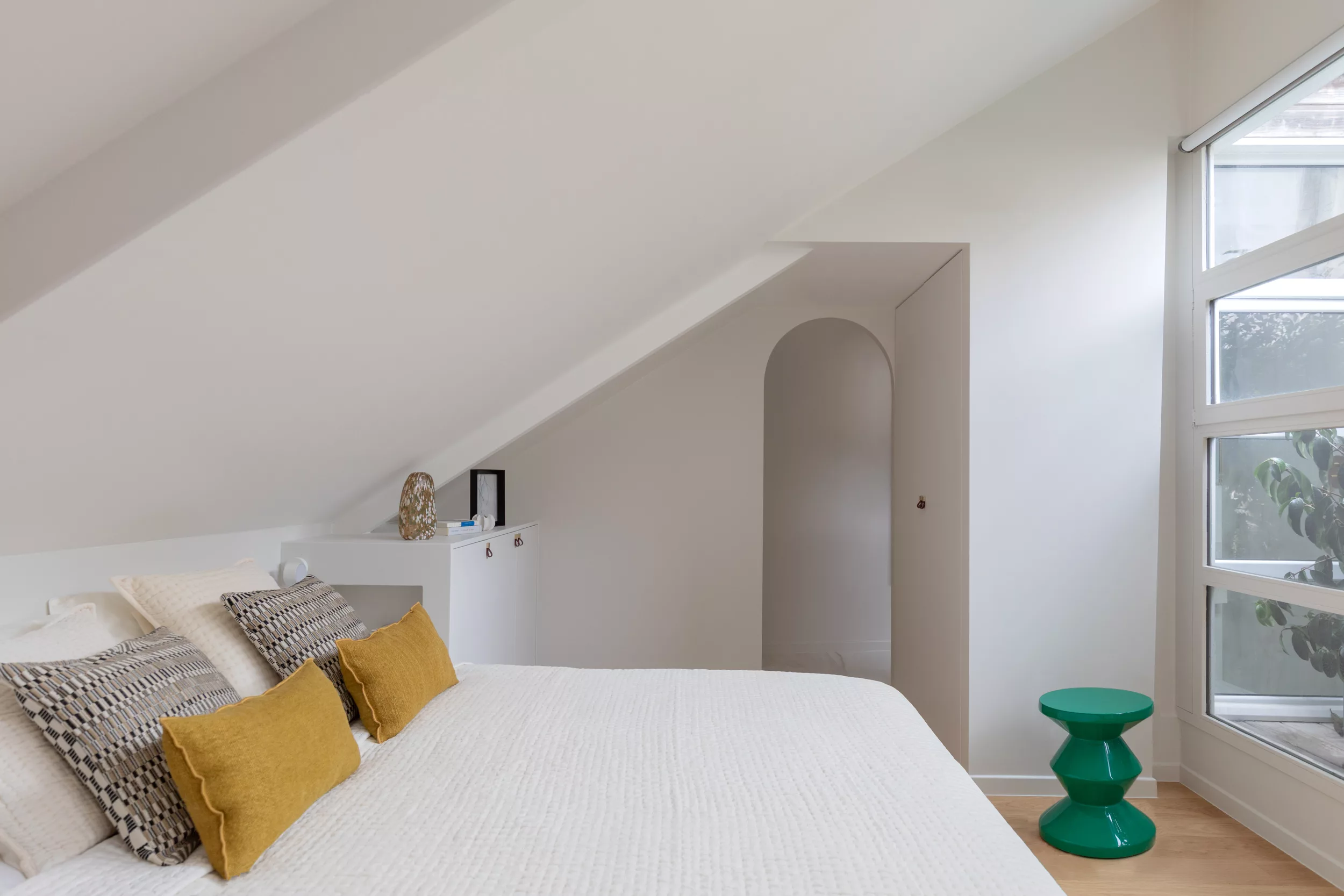 Décorateur ou architecte d’intérieur à Paris : quelle différence ?